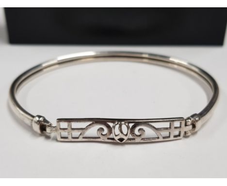 BOXED SILVER RENNIE MACKINTOSH BANGLE 7.2G