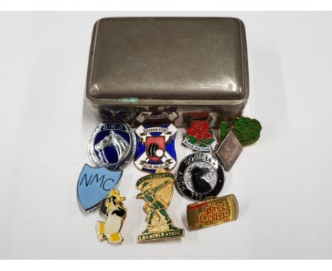 CHROME SOAP BOX CONTAINING 10 ENAMEL BADGES