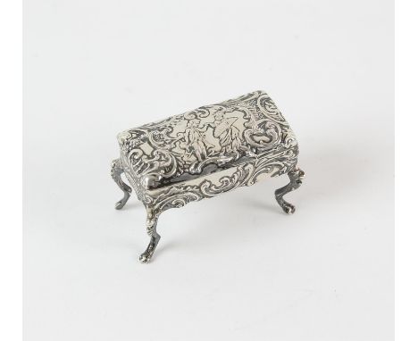 Simon Rosenthal novelty silver 800 grade snuff or pinch box in the form of a piano stool circa 1890.