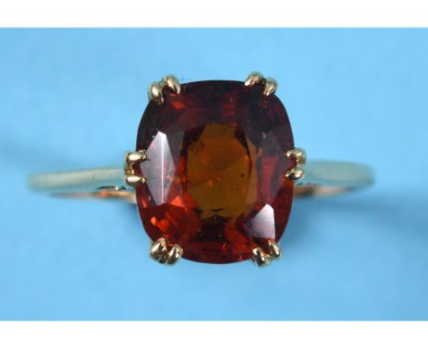 An 18ct gold and hessonite garnet ring, approx. ring size R  See illustrationReport by RBApprox. 3 g 