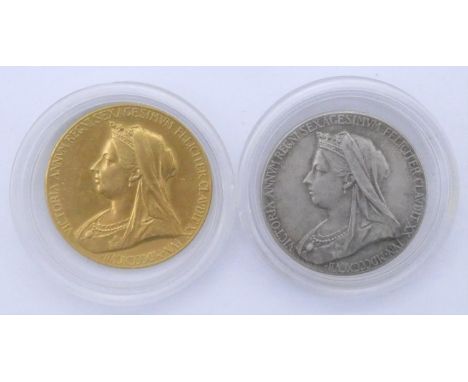 Official small 22ct gold commemorative medal for Diamond Jubilee of Queen Victoria 1897 to commemorate the 60th anniversary o