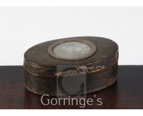 A Regency tortoiseshell snuff box inset with a miniature of a toy spaniel 3.5in.