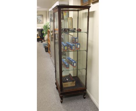 Early 20th century C1920 glass display cabinet - mahogany framed with all four sides and top glass with 3 glass shelves suppo