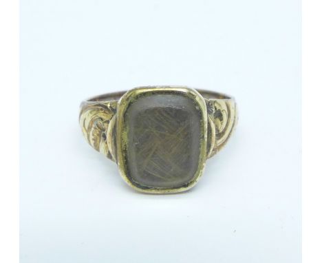 A 19th Century gold memorial ring, stamped 14, with inscription dated 1867, 3.2g, I