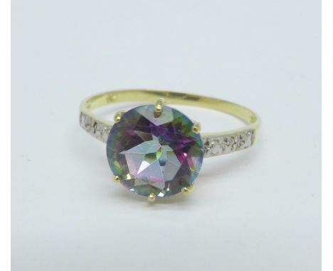 A 9ct gold and mystic topaz ring, 1.1g, O