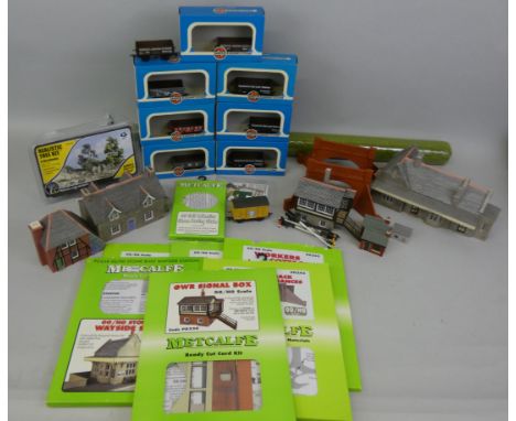 Hornby Airfix 'OO' gauge - seven various boxed railway wagons, together with two unboxed wagons, various model buildings, OO/