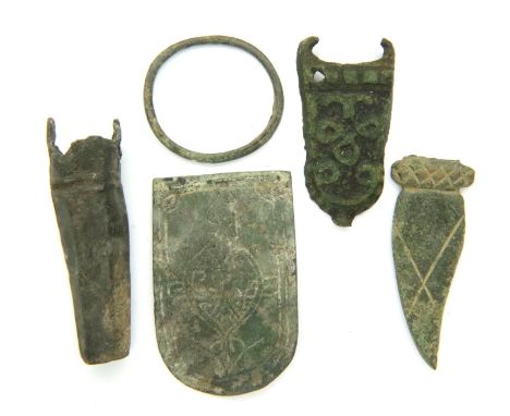 Anglo Saxon/Medieval sword chapes and strap ends. P&amp;P Group 1 (£14+VAT for the first lot and £1+VAT for subsequent lots) 
