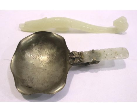 Chinese jade handled ladle and a jade belt hook, L: 15 cm. visible soldering points to back of ladle, small chip to base of h