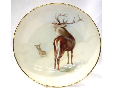 Minton centre bowl, Red Deer, signed RA Shufflebotham, D: 28 cm. Light wear to paintwork otherwise no chips, cracks or visibl