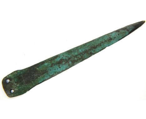 Circa 4th century AD Roman spear head. P&amp;P Group 1 (£14+VAT for the first lot and £1+VAT for subsequent lots) 