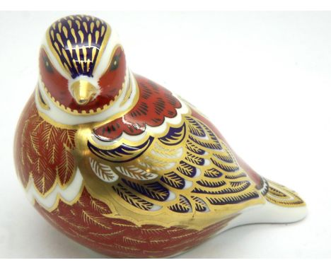Royal Crown Derby Chaffinch, with gold stopper, L: 90 mm. No cracks, chips or visible restoration. P&amp;P Group 1 (£14+VAT f