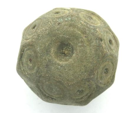 Roman bronze dodecahedron calendar. P&amp;P Group 1 (£14+VAT for the first lot and £1+VAT for subsequent lots) 