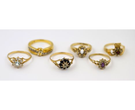 POLICE > Five stone set 9ct H/M rings, approx gross weight 9g, with another ring [NO RESERVE] [VAT ON HAMMER PRICE]