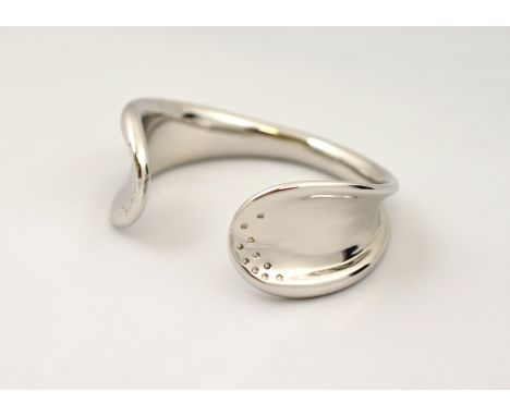 A Modern Silver PURE Hot Diamonds bangle set with 19 Diamonds, approx 76g with original box