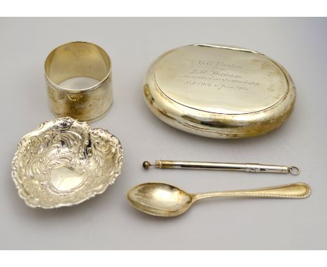 A quantity of silver to include a tobacco box with squeeze mechanism H/M Chester 1905, a swivel stick, napkin ring etc, appro