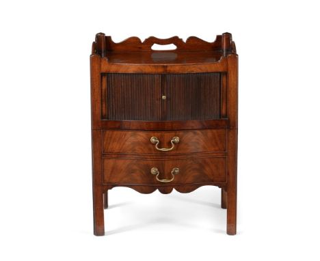 A GEORGE III MAHOGANY SERPENTINE FRONTED NIGHT COMMODECIRCA 178080.5cm high, 60cm wide, 48cm deep Condition Report: Marks, kn