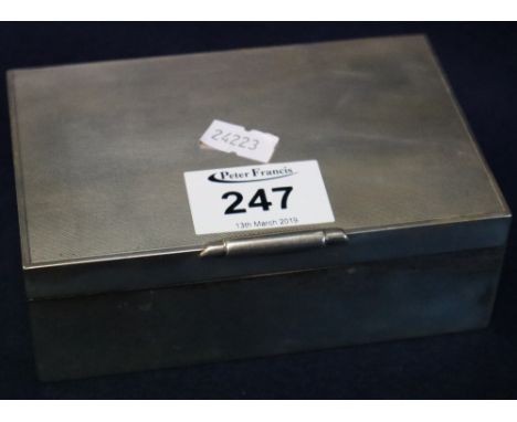 Engine turned silver cigarette box with Birmingham hallmarks.(B.P. 24% incl. VAT) CONDITION REPORT: 13 x 8.5 x 4 cm. Some den