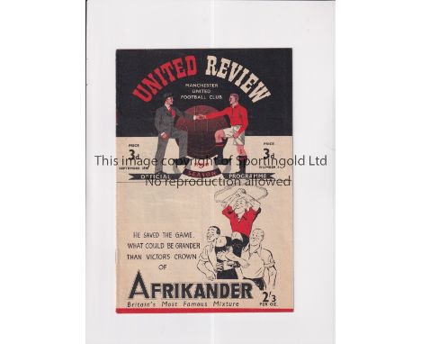 MANCHESTER UNITED V ARSENAL 1946     Programme for the League match at United 28/9/1946, slightly creased and scores entered.