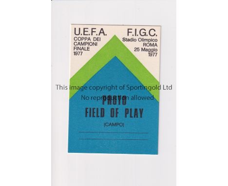 1977 EUROPEAN CUP FINAL / BORUSSIA MONCHENGLADBACH v LIVERPOOL     Played 25/5/1977 at Stadio Olimpico, Rome. Official ''PHOT