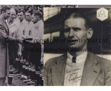 ARSENAL / CLIFF BASTIN      All of the following items are copies, not originals. Three B/W photos, Arsenal contract 29/4/193