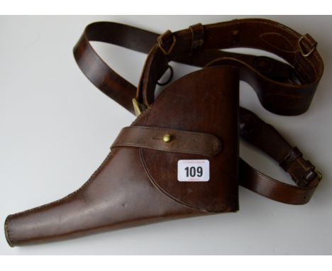 VINTAGE MILITARY LEATHER HOLSTER &amp; BELT