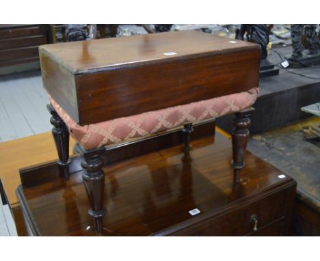 VICTORIAN MAHOGANY BASIN STAND STOOL