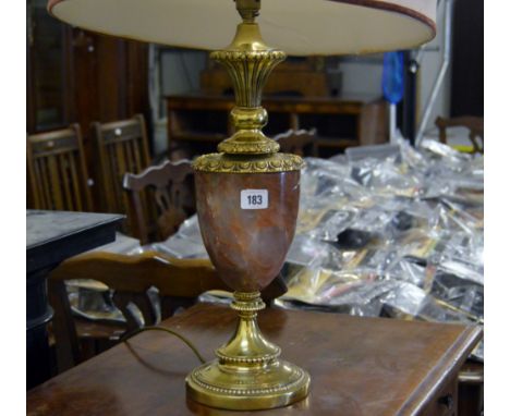 20" ORNATE HEAVY ROUGE MARBLE &amp; BRASS TABLE LAMP WITH SHADE
