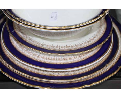 ROYAL WORCESTER REGENCY PATTERN PART DINNER SERVICE
including serving platters of graduated circular form and side plates