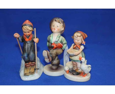 LOT OF EIGHT HUMMEL FIGURES 