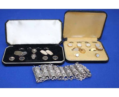 LOT OF SILVER AND VINTAGE COSTUME JEWELLERY
including silver brooches and bangles, shirt studs, cufflinks, etc
