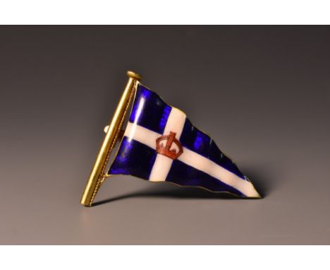 A Royal Thames Yacht Club 18ct/ 9ct gold and enamel Burgee brooch, stamped 18ct to pennant back, pole hallmarked 375 London 1