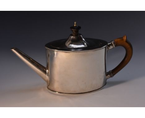 A Scottish Provincial silver drum shaped teapot, flush-hinged domed cover, fruitwood finial and scroll capped handle, 27.5cm 