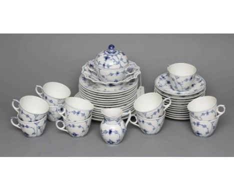 A ROYAL COPENHAGEN PORCELAIN PART TEA SERVICE painted in underglaze blue with the Onion pattern, comprising eleven cups and s