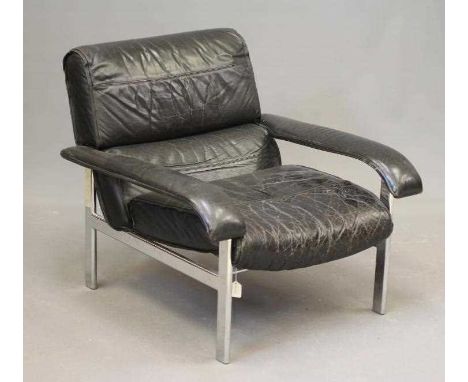 TIM BATES FOR PIRELLI &amp; CO., A PIEFF GAMMA LOUNGE CHAIR, mid 20th century, in black leather and chrome, 32" x 22" x 30" T