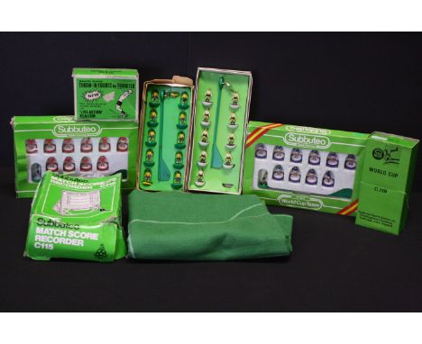 Subbuteo - Four boxed Table Soccer teams to include 2 x HW (Ref. 10 Fulham / Derby - missing one player &amp; Ref. 50 Brazil)