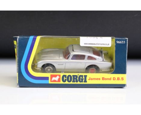 Boxed Corgi 96655 James Bond 007 Aston Martin DB5 diecast model &nbsp;with limited edition certificate,&nbsp;diecast ex, box 