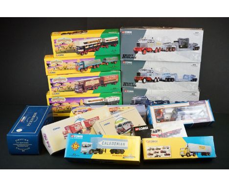 15 Boxed Corgi diecast models to include 3 x Heavy Haulage (17601, 17701, 17602), 4 x The Showmans Range (16502, 09901, 27602