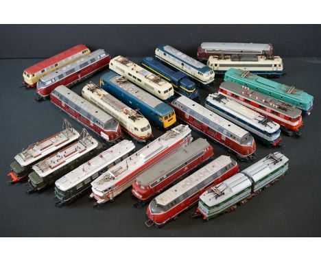 21 HO / OO gauge locomotives to include Jouef, Lima, Roco, RSO, AHM etc 