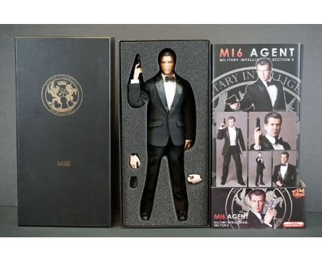 Boxed Wild Toys "Paul" MI6 Agent 1/6 scale collectible figure, military intelligence section 6, item no. WT21. Figure appears