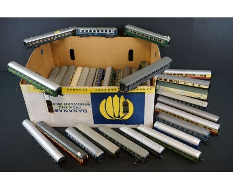 40 OO gauge items of rolling stock, mainly coaches featuring Airfix, Jouef, Kleinbahn, Lima etc 