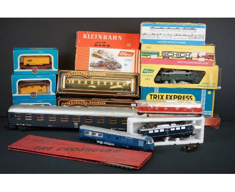 Quantity of OO / HO gauge model railway to include boxed Trix Express International 2447, 3 x boxed Liliput locomotives (1 x 