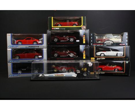 11 Boxed / cased diecast models to include 3 x Shell Collezione Classico (2 x Ferrari 1958 - 250 Testa Rossa, Ferrari 1972 - 