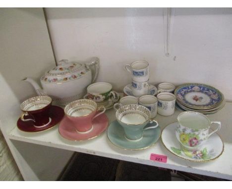 Part teasets to include Aynsley, coffee cups and saucers and a teapot 