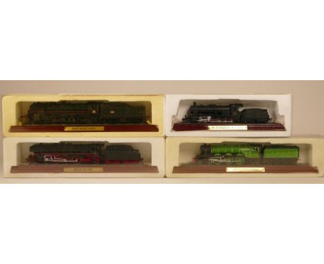 Four static display locomotives (boxed), LNER Flying Scotsman, SNCF 4-6-4 class/DB os class, Wurtemberg K class 