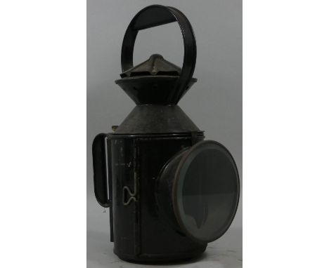 A BR 3 aspect hand lamp and an unmarked 3 aspect hand lamp, both with glasses and burners (2).
