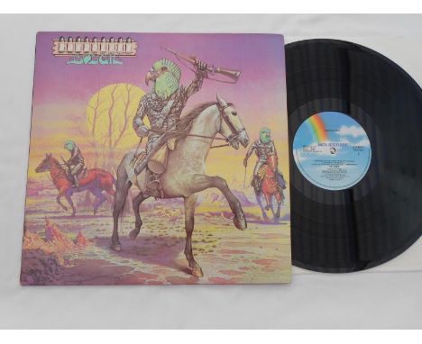 Budgie ? Bandolier UK record LP MCL 1795 A-1 and B-4 EX+ The vinyl is in excellent plus condition and has a high glossy sheen