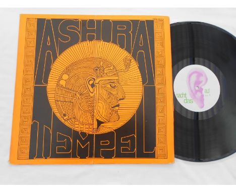 Ash Ra Tempel - Ash Ra Tempel  German 1st press  LP 0MM 556013 ST 56.013 A and B EX The vinyl is in ex condition with a coupl