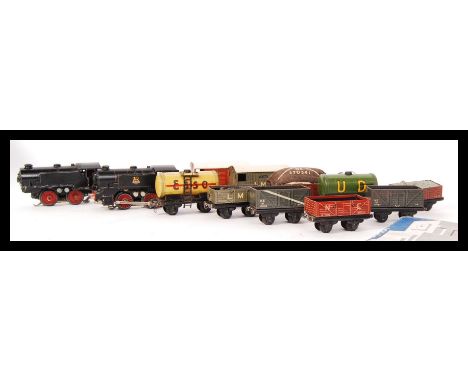 An assorted collection Trix Twin Railway ( TTR ) 00 Gauge scale model railway trainset locomotive and rolling stock / carriag