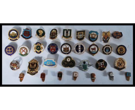 A good collection of vintage enamel badges to include mainly bowling club. Examples from Portsmouth, Worcester, St Austell, D