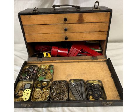 Collection of vintage Meccano housed in a wooden case with internal drawers. Case 51cm x 19cm x 35cm.(In house P & P not avai